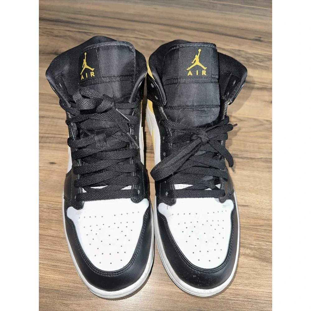 Size 11- Jordan 1 Mid Black University Gold 2021 With‎ Box